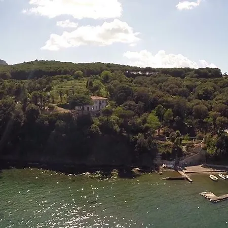 Grotte Del Paradiso 费拉约港